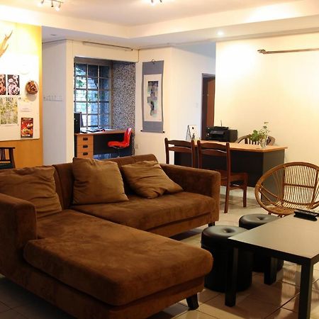 Morning Glory Guest House Κουτσίνγκ Εξωτερικό φωτογραφία