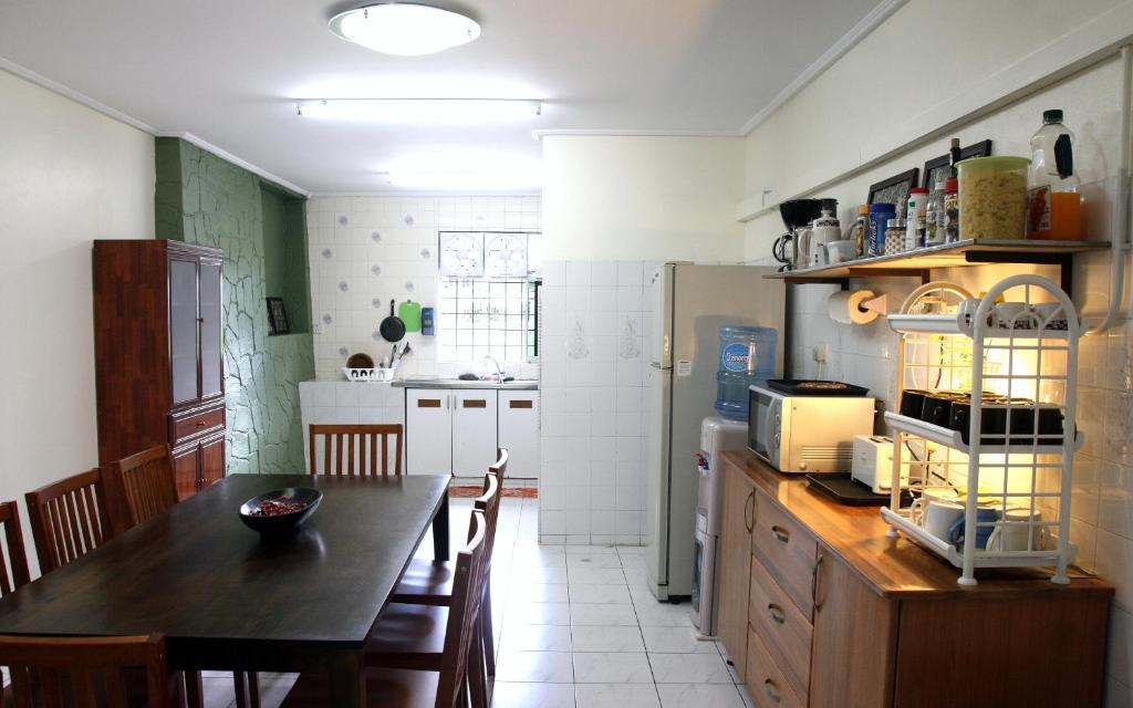 Morning Glory Guest House Κουτσίνγκ Εξωτερικό φωτογραφία