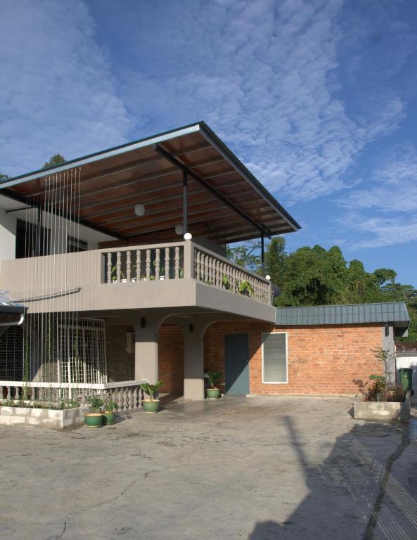 Morning Glory Guest House Κουτσίνγκ Εξωτερικό φωτογραφία